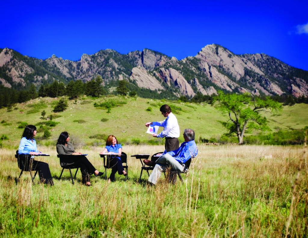 Why Working Outside Can Benefit You Professionally